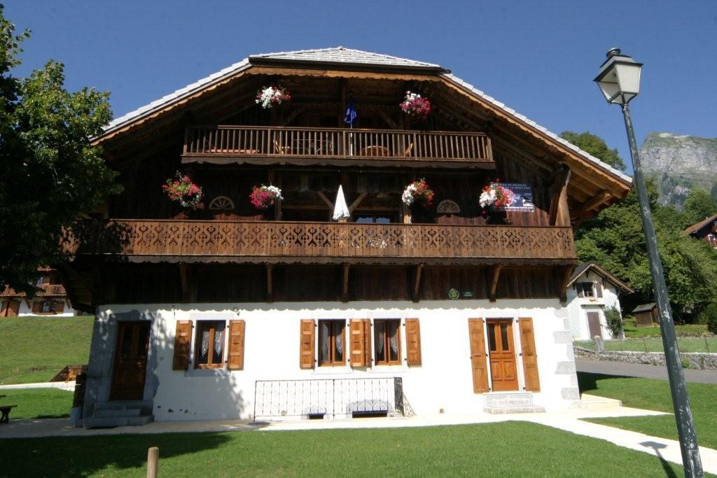 La Ferme De Sous-Lachat Samoëns Екстериор снимка